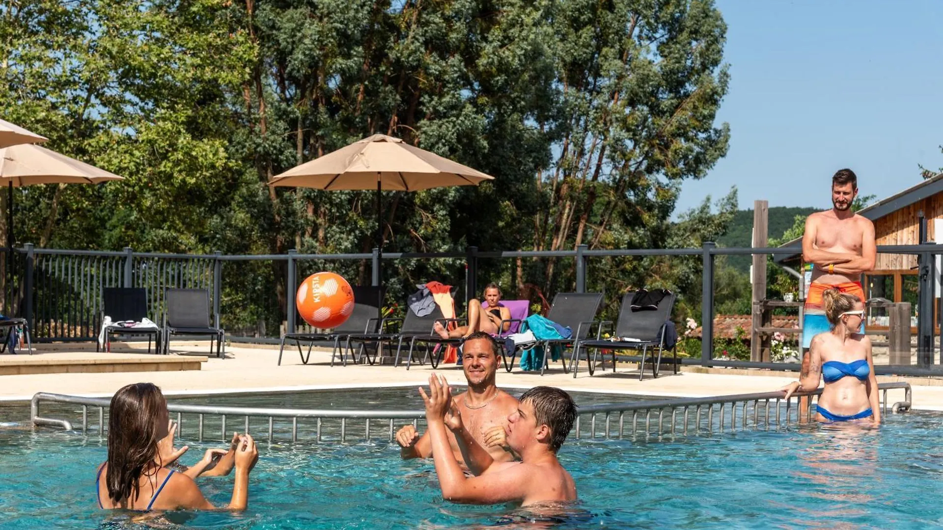 Camping Maeva Respire La Serre Aigues-Vives   Aigues-Vives (Ariege)