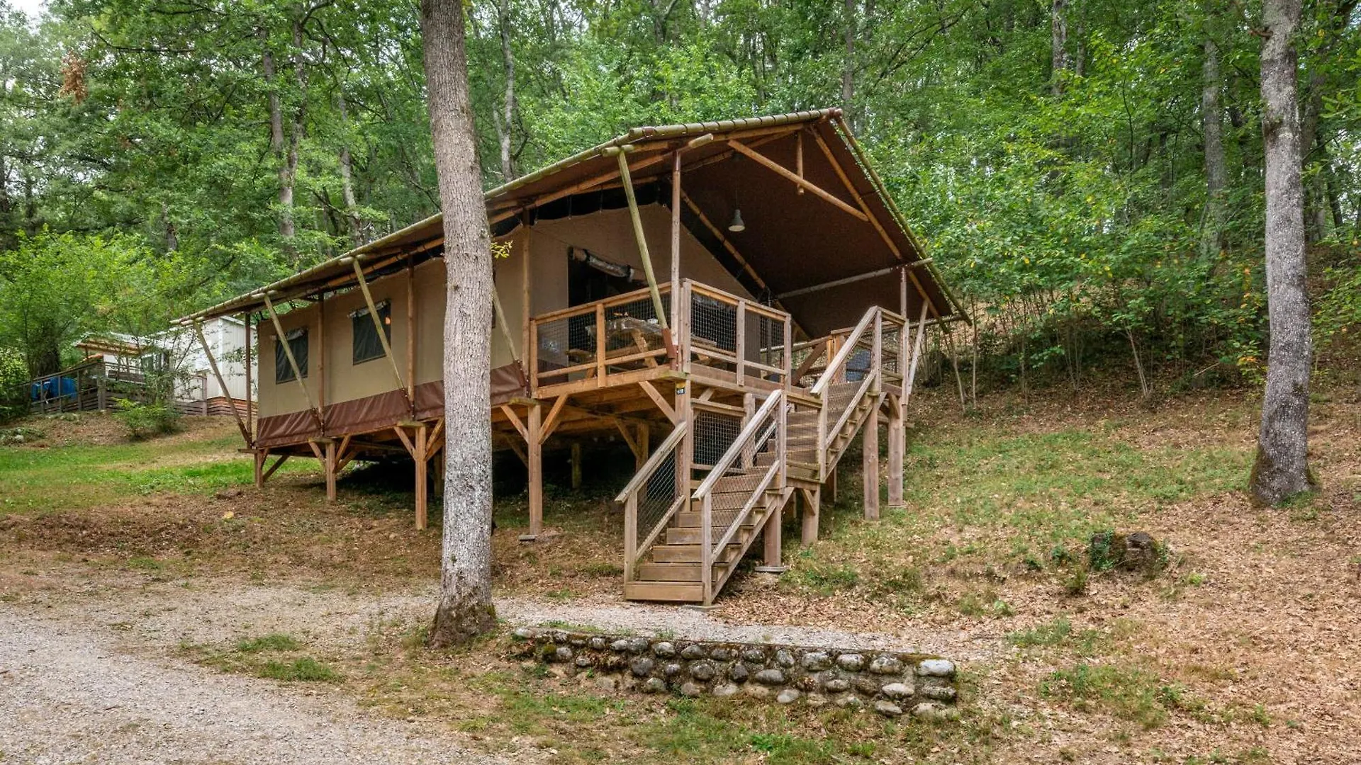 ***  Camping Maeva Respire La Serre Aigues-Vives  France